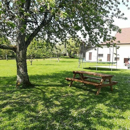 Studio A La Campagne Dans Corps De Ferme Renovee Chancey Kültér fotó
