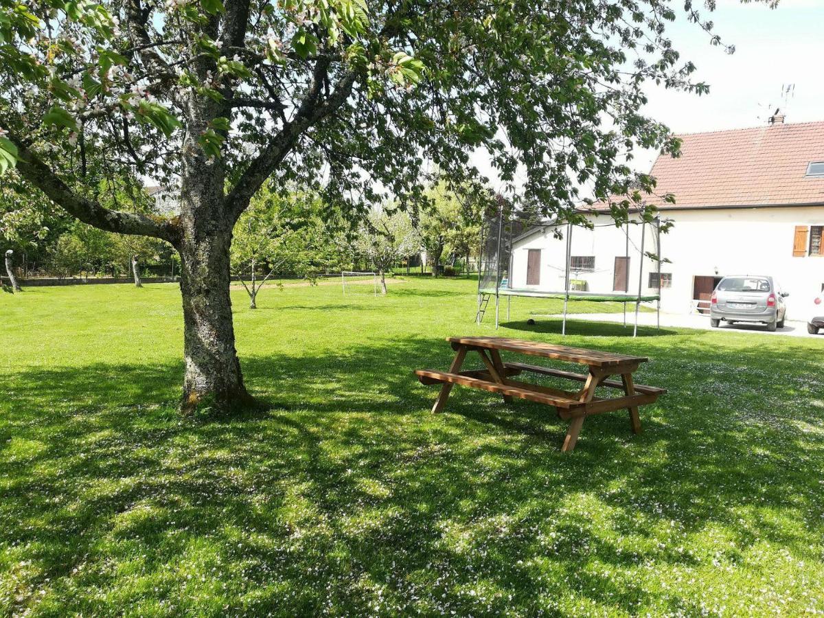 Studio A La Campagne Dans Corps De Ferme Renovee Chancey Kültér fotó