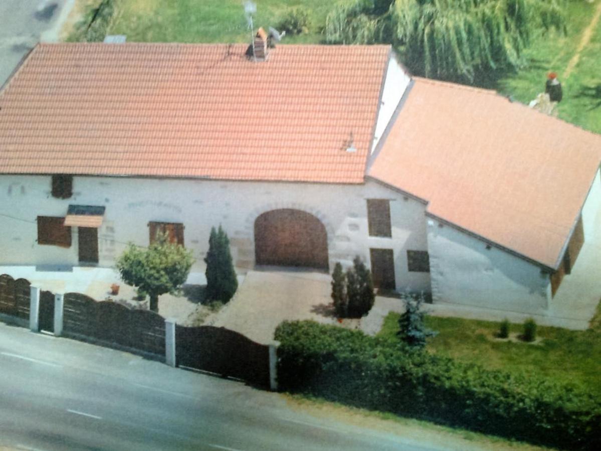 Studio A La Campagne Dans Corps De Ferme Renovee Chancey Kültér fotó