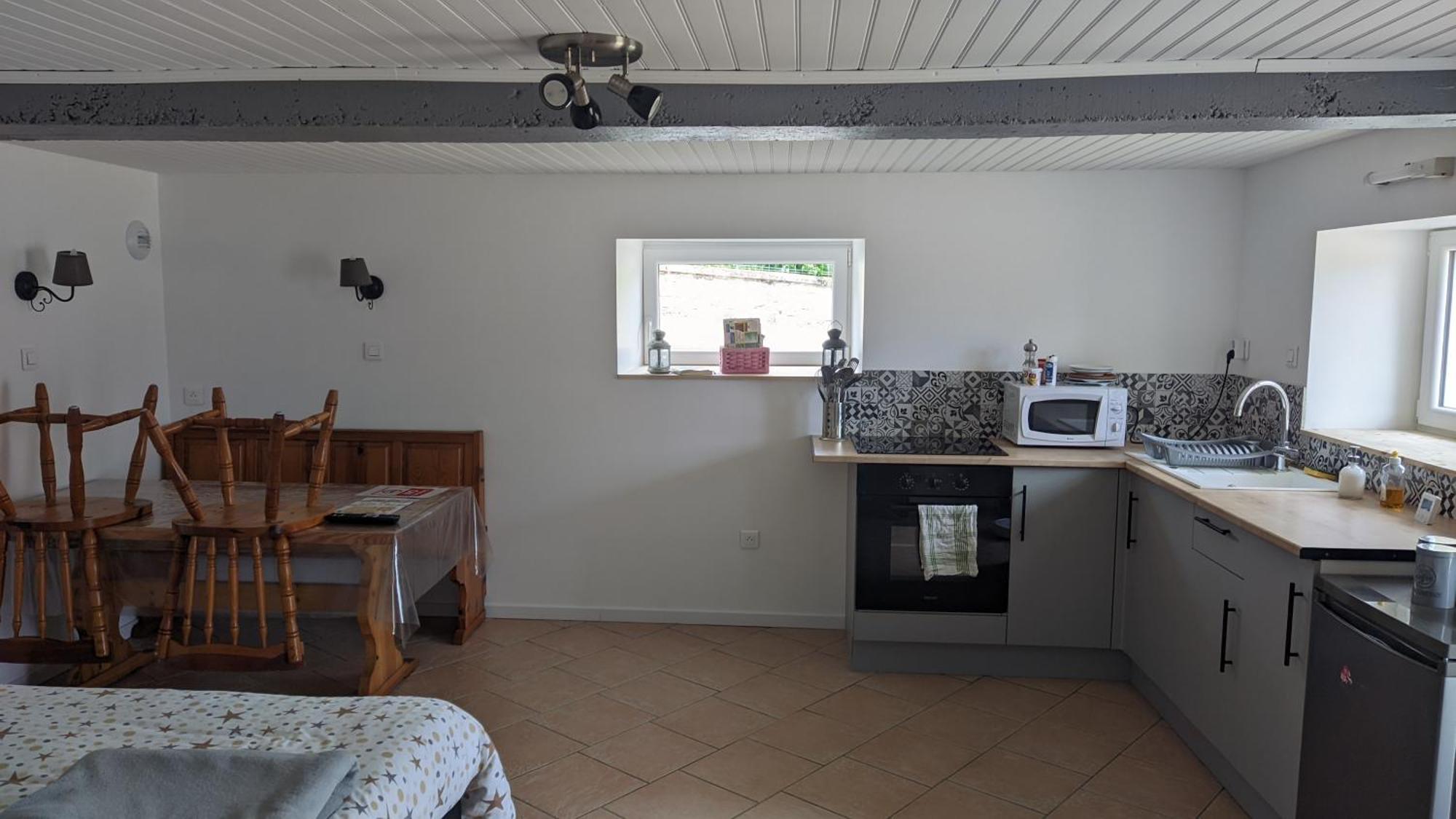 Studio A La Campagne Dans Corps De Ferme Renovee Chancey Szoba fotó